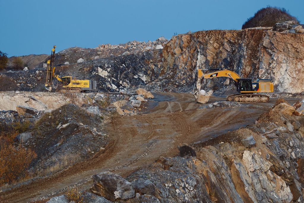 Over 3 lakh Mining Dependents in Goa Seek Urgent Intervention of PM for Immediate Resumption of Mining Operations in the State