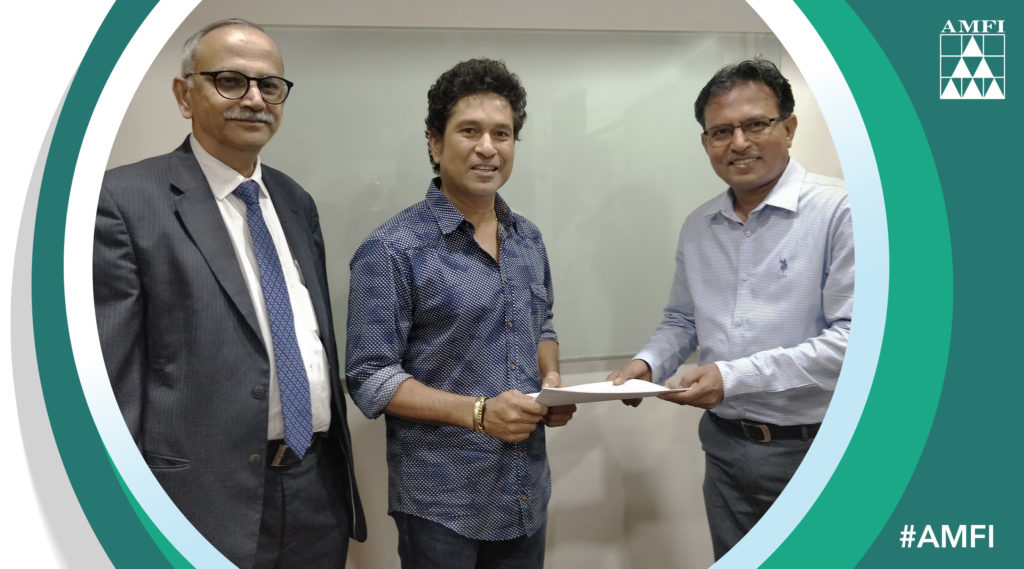 AMFI Signs M S Dhoni and Sachin Tendulkar for ‘Mutual Funds Sahi Hai’ Campaign